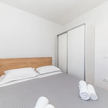 Beautiful In Okrug Gornji Appartement *