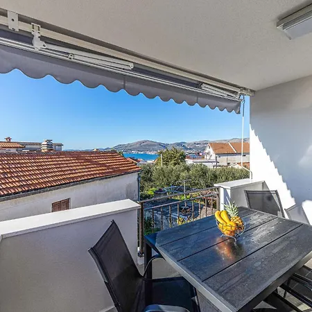 Beautiful In Okrug Gornji Trogir