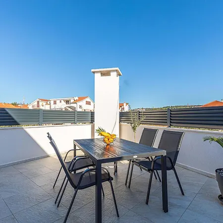 Beautiful In Okrug Gornji Trogir